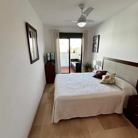 Colina Apartment *